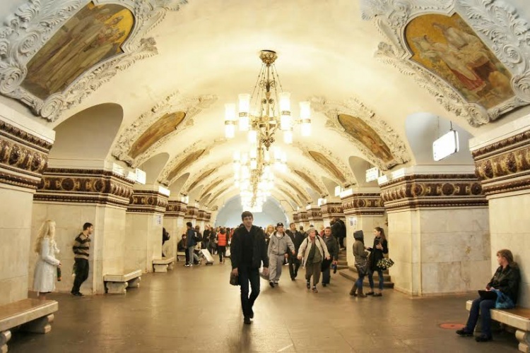 Прекрасные станции метро (фото)