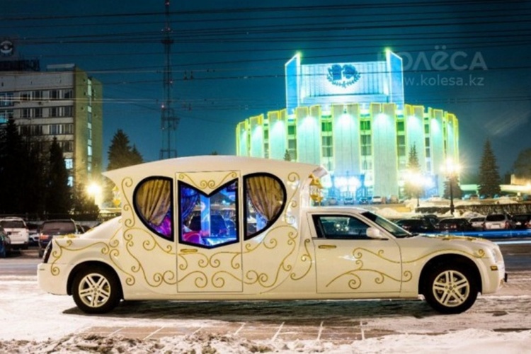 Автомобиль карету продают в Казахстане (фото)